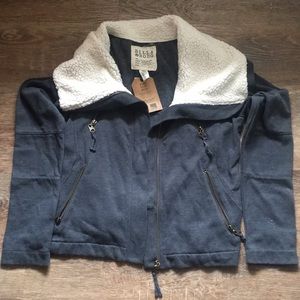 NWT Billa Bong Jacket